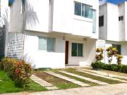 AMPLIA CASA EN VENTA QUINTAS KAVANAYEN ZONA SUR CANCUN 4...