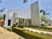 AMPLIA CASA EN VENTA, RESIDENCIAL QUETZALCÓATL, CHOLULA...