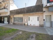 AMPLIA CASA EN VENTA SOBRE AVENIDA GENERAL PAZ