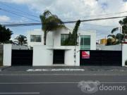Casa en venta sobre avenida principal en San Francisco...
