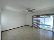 AMPLIA CASA EN VENTA/RENTA MONTERREAL MERIDA NORTE AVC 2739