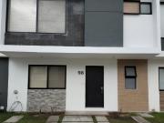 Amplia Casa en ZAKIA, Querétaro 3 recámaras, una en...