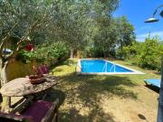 Amplia casa en zona residencial tranquila cerca de...