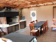 Amplia casa estilo chilena cercana a Colegio Mayflower