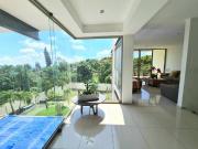 AMPLIA CASA MODERNA EN ZONA DORADA CON ALBERCA