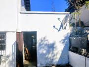 Amplia casa muy bien ubicada