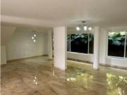 AMPLIA CASA POBLADO SUPERIOR CON LOMA DE LOS GONZALEZ AMPLIA CASA POBLADO SUPERIOR CON LOMA DE LOS GONZALEZ