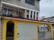 Amplia Casa Precio De Ocasion En Urb. Piura