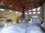 Amplia casa sobre calle Las Virgenes