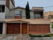 AMPLIA CASA TRES PISOS AMOBLADA EN SAN MIGUEL