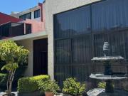 Amplia e iluminada casa en fraccionamiento Sta. Fe con...