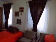 Amplia habitación amueblada disponibles en una casa en...