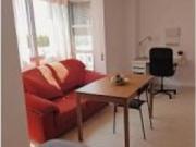 Amplia habitación con cama doble en alquiler en Puente...