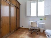 Amplia habitación doble en Ciutat Vella