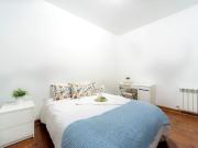 Amplia habitación doble en Madrid
