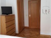 Amplia habitación en apartamento de 2 dormitorios,...