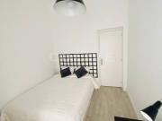 Amplia habitación en Calle Divino Pastor 6