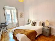 Amplia habitación en Calle Marqués del Duero 6