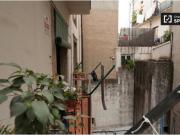 Amplia habitación en un apartamento de 5 dormitorios en...