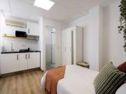 Habitación en piso compartido de 8 habitaciones en...