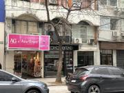 Amplia oficina al contrafrente con equipamiento y...