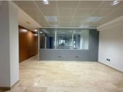 Amplia oficina de 135 m2 en ubicación estratégica, lista...