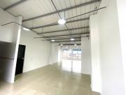 Amplia oficina de 79 m2 en lamos Norte sobre la calle 72!