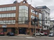Amplia Oficina de Alquiler en Planta Alta Cerca del Mall...