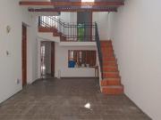 AMPLIA PROPIEDAD EN BARRIO SAN VICENTE