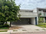 AMPLIA RESIDENCIA EN PUERTA PLATA RECAMARA EN PB