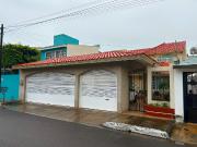 AMPLIA RESIDENCIA EN VENTA CON DOBLE HABITACIÓN EN...