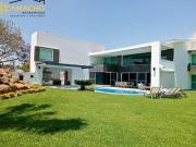 Amplia Residencia en Venta en Lomas de Cocoyoc OLC 4376