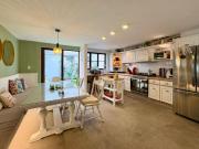 Amplia Residencia renovada en Condominio en Francisco...