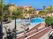 Amplia terraza, piscinas climatizadas, ascensor, garaje...