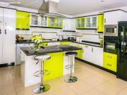 Amplia villa de 4 dormitorios en venta en Jávea, Portichol