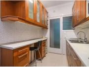 Amplia vivienda con dos terrazas y múltiples...