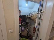 ? Amplia vivienda con gran parcela y cochera en la zona...