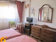 Amplia Vivienda de cuatro dormitorios, zona Centro