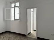 Amplia vivienda vacía junto a encarancion / Setas de 2/3...
