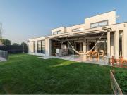 Amplia y acogedora casa, como nueva en Chamisero