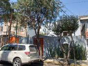 ¡Amplia y acogedora casa en Venta en Insurgentes San Borja!