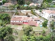 Amplia Y Cómoda Casa En Venta Cerro Verde 1000m2 12h/10b/8p