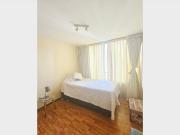 Amplia y cómoda habitación metro Manquehue