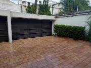 Amplia y Confortable Casa en Venta en Colón Echegaray,...