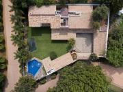 AMPLIA Y ELEGANTE CASA EN FRACCIONAMIENTO CON SEGURIDAD