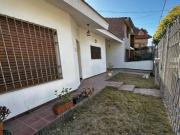 Amplia y hermosa casa 2DORM C/ COCHERA. B° San Salvador