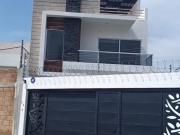 AMPLIA Y HERMOSA CASA CON ROOF GARDEN