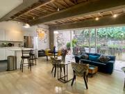 Amplia y moderna Residencia tipo loft, en venta,...