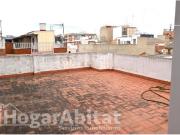 AMPLIA Y PRECIOSA CASA REFORMADA CON GARAJE Y TERRAZA