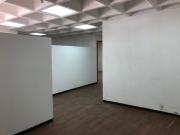 Amplias oficinas en la Roma